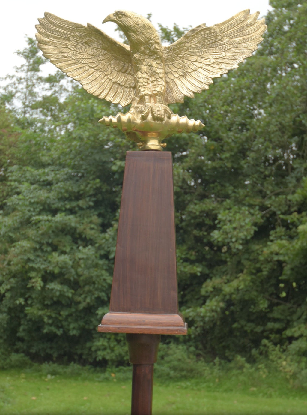 Aquila Standarte – Römischer Legionsadler mit Schaft