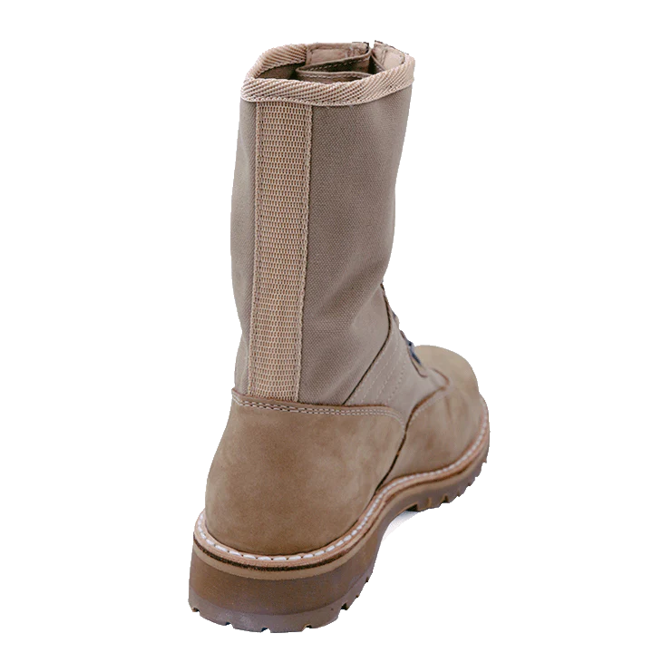 Österreichische Segeltuchschuhe
